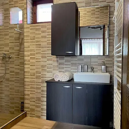 Blanka Vendeghaz Apartment Erdobenye Exterior photo